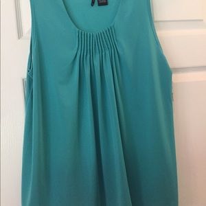 Women’s tank top size L